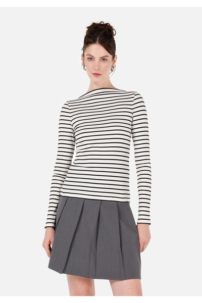 Colin's Бяла дамска тениска с къси ръкави