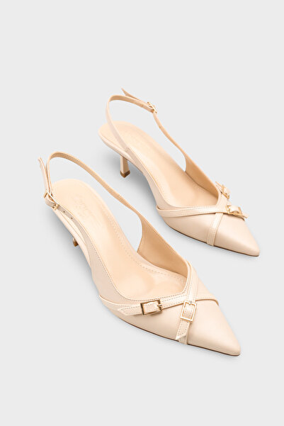 Capone Outfitters Γυναικεία παπούτσια Sarine με μυτερή μύτη, μεσαίο τακούνι, ...