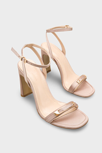 Capone Outfitters Bessy Square Toe High Heeled Women's Shoes with Metal Acces...