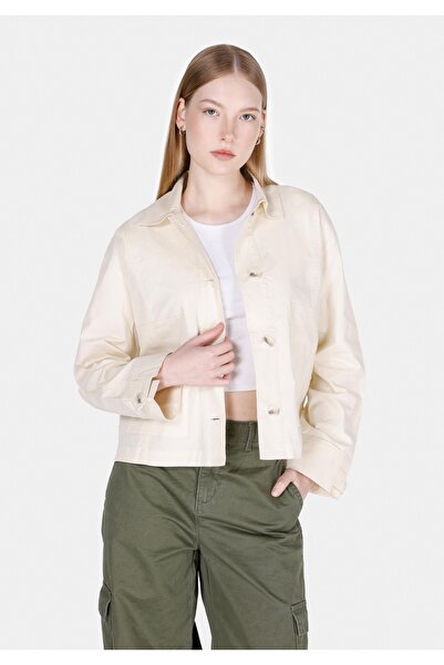 Colin's Дамско яке в цвят екрю с редовна кройка и копчета