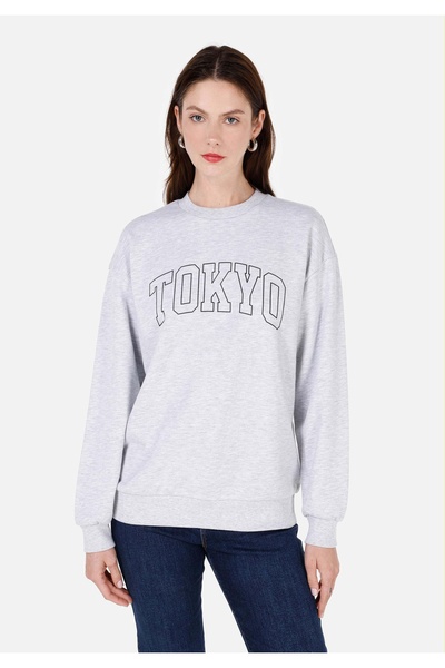 Colin's سويت شيرت رمادي مطبوع برقبة دائرية ومقاس منتظم للنساء