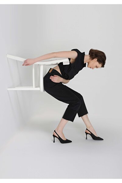 Colin's قميص نسائي ذو قصة عادية وياقة قميص أسود بأكمام قصيرة