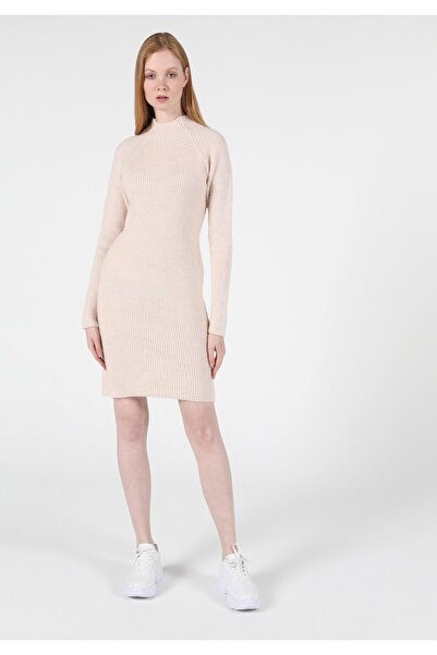 Colin's Дамска рокля с дълъг ръкав Slim Fit в бежов цвят