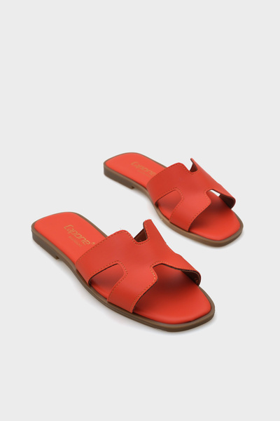 Capone Outfitters Шкіряні жіночі капці Halsey