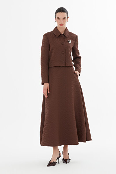 GİZİA Broşlu Kısa Ceket Ve Pileli Etekli Takım