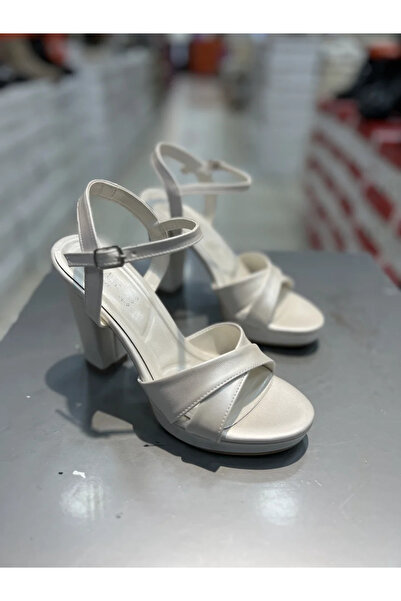 Hacıoğlu Ayakkabı Γυναικεία παπούτσια με τακούνι με πλατφόρμα Serrace Cross S...