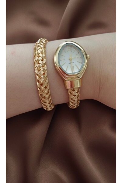 Yegane Kadın Gold Renk Yılan Model Spiral Bilezikli Şık Tasarım Kol Saati