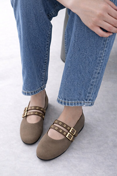 moon glow Vizon Süet Rengi Zımbalı Çift Tokalı Kadın Babet | Günlük Rahat Düz...