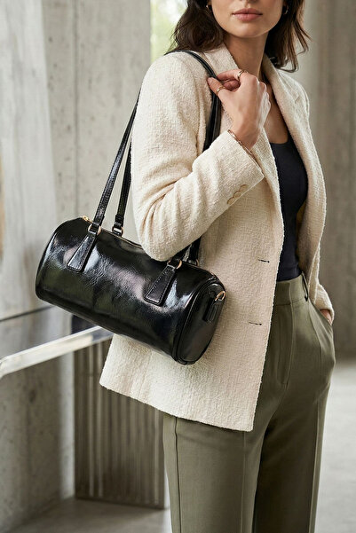 Marjin Women's Zipper Closure Hand and Shoulder Bag Zeton Black