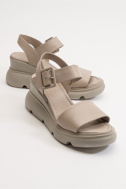 Zeynep Sıradağlı صندل نسائي من إرماني بكعب عريض من الجلد الطبيعي باللون الرما...