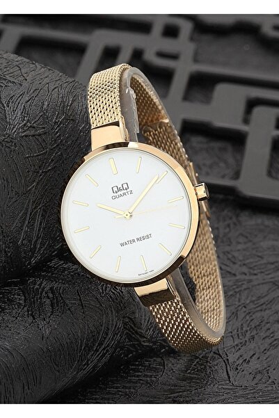 Q&Q ساعة يد نسائية من القش Qa15