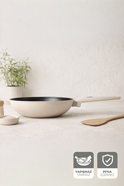 Kitchen Life مقلاة جيجيلي كريستيل تيتانيوم مقاس 28 سم كريمية