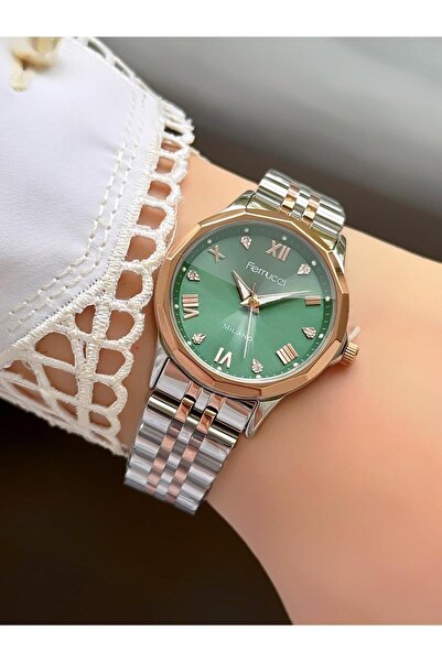 Ferrucci ساعة يد نسائية من ميلانو بقرص أخضر دائري وسوار معدني فضي ذهبي وردي