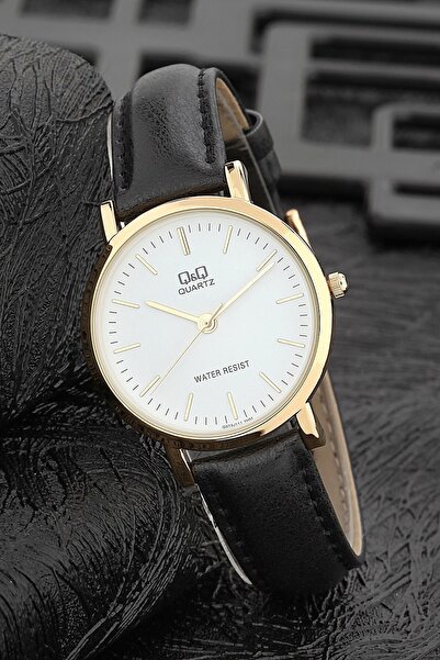 Q&Q ساعة يد نسائية 3a2022