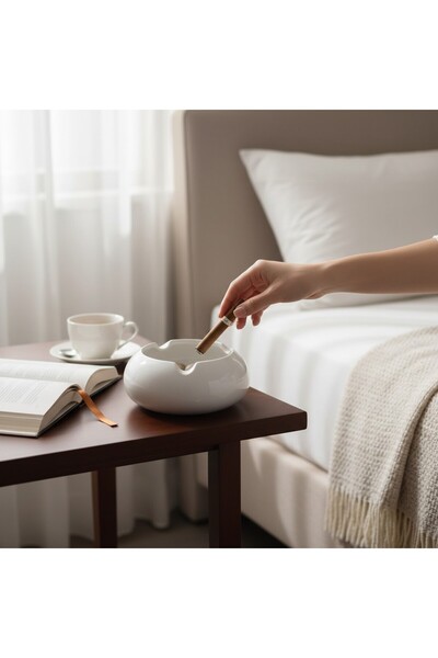 B&D B & D Ceramic Round Ashtray, White, Modern Design