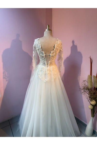 GÖKŞİN MODA Uzunkol Off White Pearl and Bead Embroidered Wedding Dress