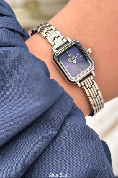 Reward ساعة يد نسائية بسوار معدني RD213036L