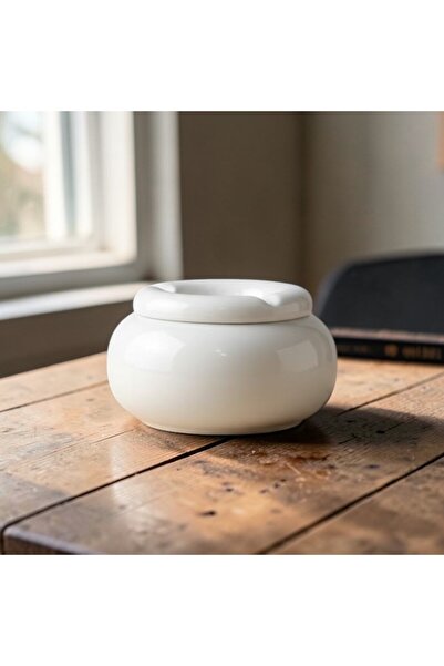 B&D Round Glass Ashtray with Gold-Tone Base, Modern Design