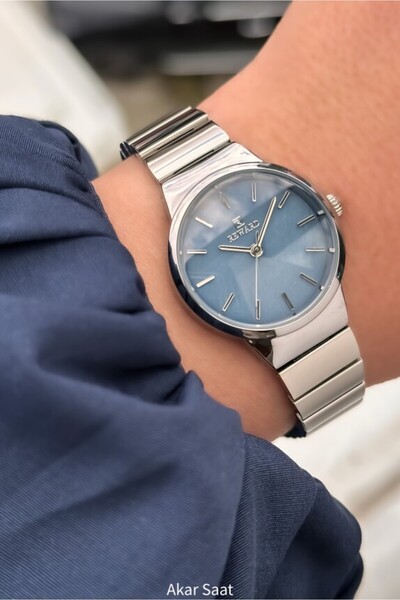 Reward ساعة يد نسائية بحزام فولاذي RD212031L