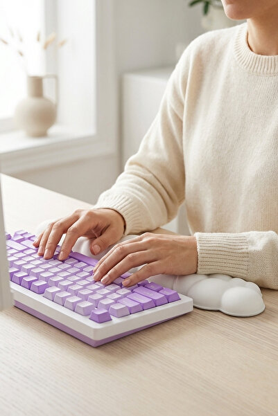 GoLite Bulut Şekilli Beyaz Klavye Bilek Desteği Ergonomik & Konforlu Memory Foam Kaymaz Taban Bilek Yastığı