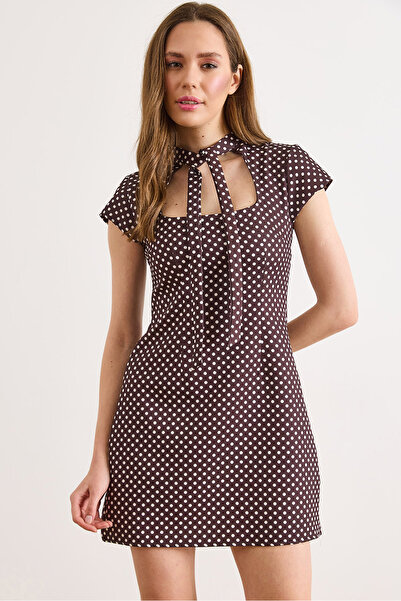 Olalook Γυναικείο Καφέ Φόρεμα με Λεπτομέρεια Ζώνης στο Λαιμό και Μίνι Πουά EL...