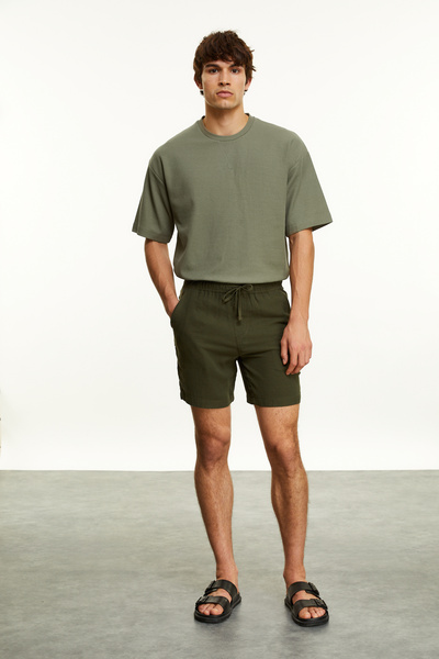 Mudo شورت مستقيم برباطات