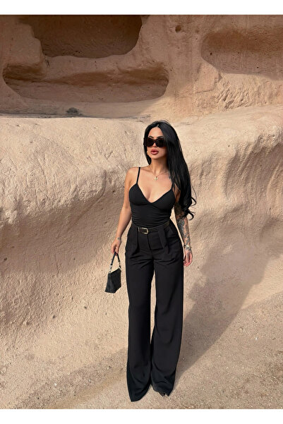 kırmızı butiks Πλεκτό παντελόνι με ζώνη και ψηλή μέση