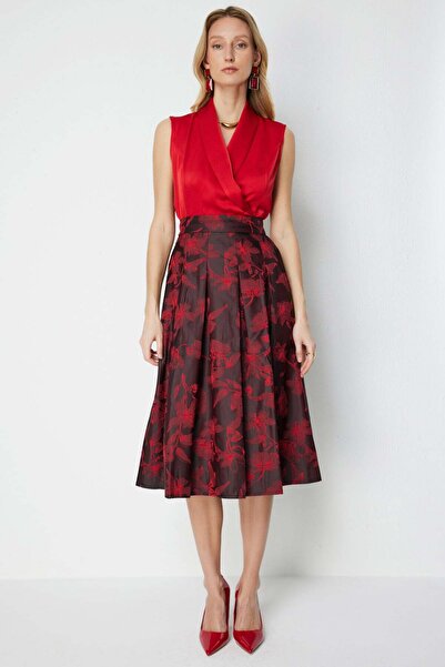 Ekol Floral Embroidered Pleated Midi Skirt