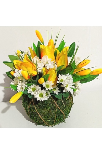Pasiunea Florilor Green sphere basket with lichens, crocuses and yellow tulips