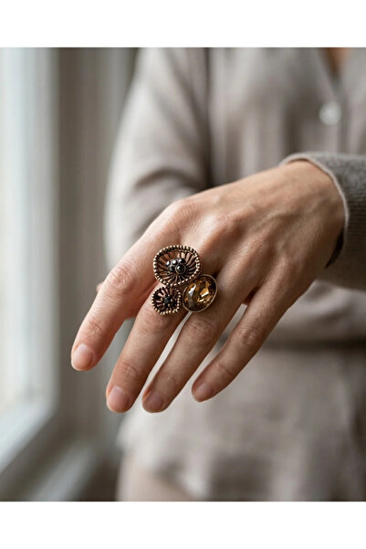 Dorvina Bronze Women's Antique Jewelry Ring Color-Changing Zultanite Stone Wa...