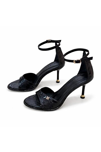 PATRON SHOES حذاء نسائي من الجلد الطبيعي بكعب 8 سم مع حزام للكاحل بتصميم أنيق...