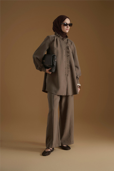 Armine Fırfır Yakalı Tunik Takım Haki