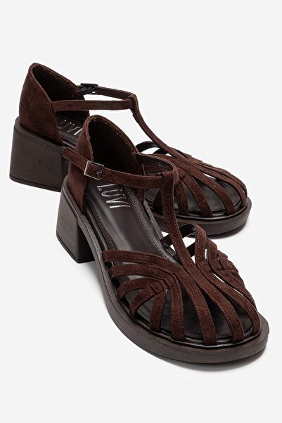 LuviShoes NOLANA Kahverengi Süet Kadın Kalın Topuklu Sandalet