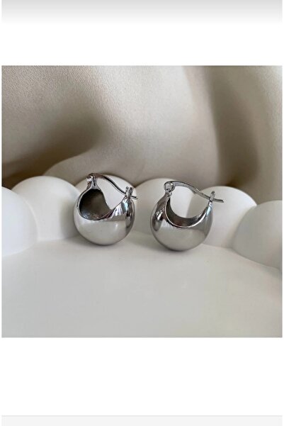 shop أقراط توبتشوك فضية اللون