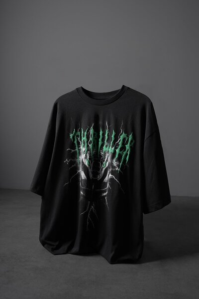 Slatra Ανδρικό μπλουζάκι μαύρο με ανάγλυφο σχέδιο Thriller και στάμπα Box Fit