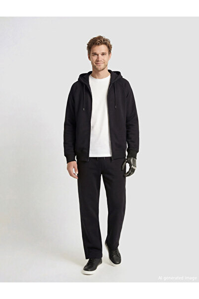 LC Waikiki Peak New Season Men's Loose Fit Sweatpants with Easy-To-Wear Cuffs...