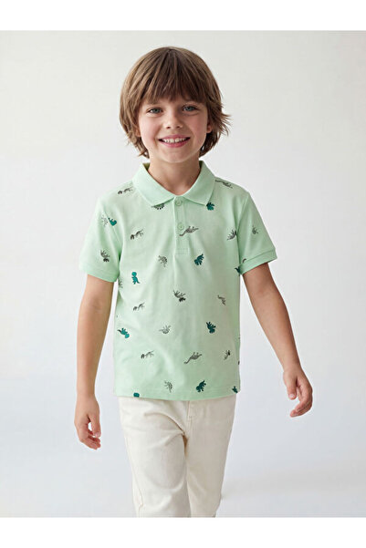 LC Waikiki RMZ GİYİM FARKIYA تي شيرت للأولاد مطرز بياقة روبا مطوية من نوع بيكيه