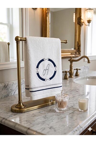 Nur Homing A Letter Chain Towel