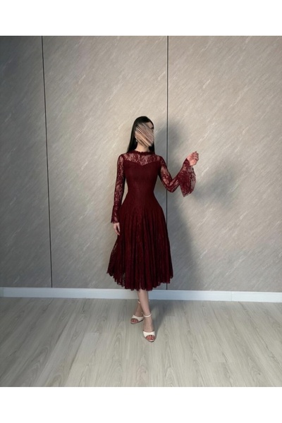 elin فستان ميدي دانتيل عنابي بياقة كشكش وأكمام جرس