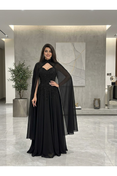 DVNA Charming Black Evening Dress with Sequin Embellishments and Flowing Cape
