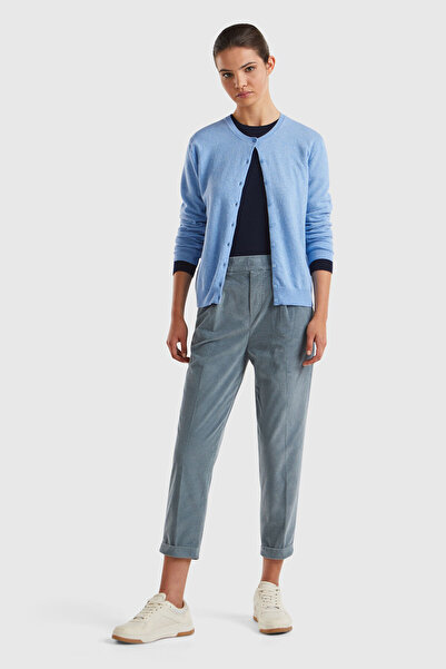 United Colors of Benetton بنطلون مخملي مطاطي باللون الرمادي للنساء/الفتيات مو...