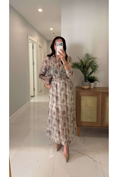 BİRCANÇİL طقم تنورة قميص منقوش باللون البيج من MD Sinste