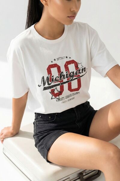 Mood Lab ΒΑΣΙΚΟ ΛΕΥΚΟ ΜΠΛΟΥΖΑΚΙ ΟΥΝΙΣΕΞ ΜΕ ΣΤΑΜΠΑ, ΦΑΡΔΙΑ ΓΡΑΜΜΗ, ΛΟΥΡΑΚΙ ΣΤΟ...