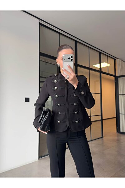 BB Bensu Buyruk Jachetă neagră brodată cu detalii cu nasturi