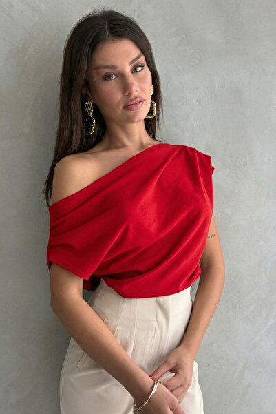 Ulino Πλεκτή μπλούζα με ασύμμετρο λαιμόκοψη και λεπτομέρεια σούρας/ντραπέ