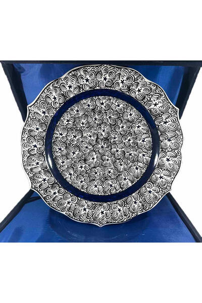 Çini Evi صحن بلاط إينيك من أهينك باللونين الأسود والأبيض