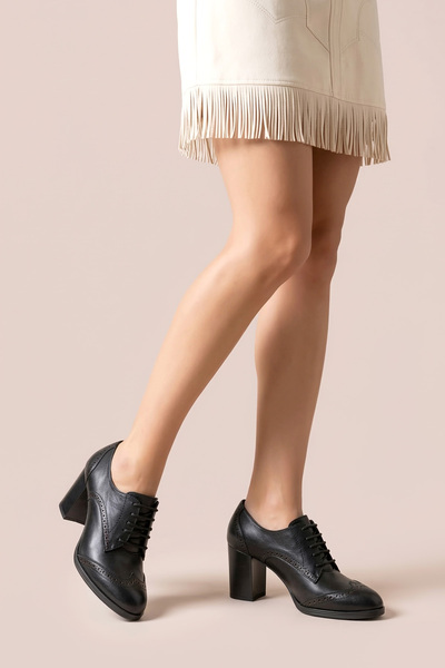 ANALİN SHOES Kadın Hakiki Deri Bağcıklı Oxford Topuklu Ayakkabı - Siyah