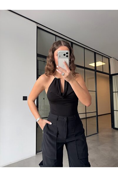 BB Bensu Buyruk BODY cu accesorii inelare aurii