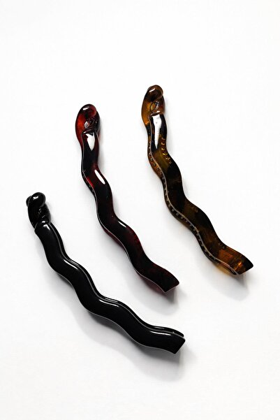 New Obsessions Turtle Back Patterned Plastic Banana Buckle 3 Pieces