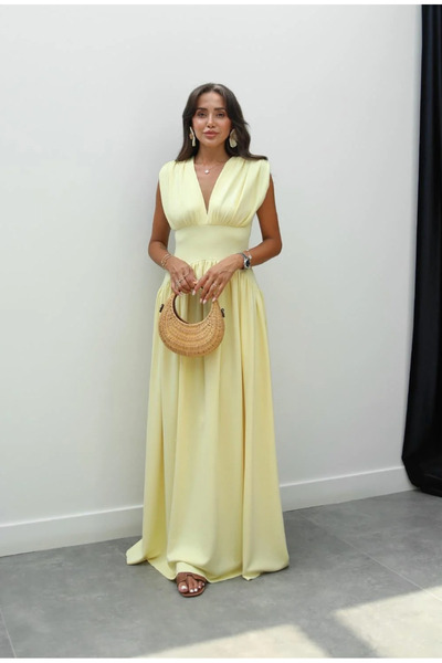 Noi Belis Πλεκτό φόρεμα με βαθύ V λαιμόκοψη και λεπτομέρεια στη μέση SS26EL0008